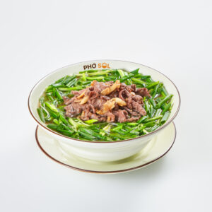 Phở bò tái lăn