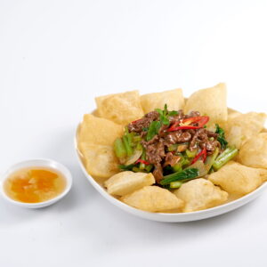 Puffy Fried Pho with Stir-Fried Beef